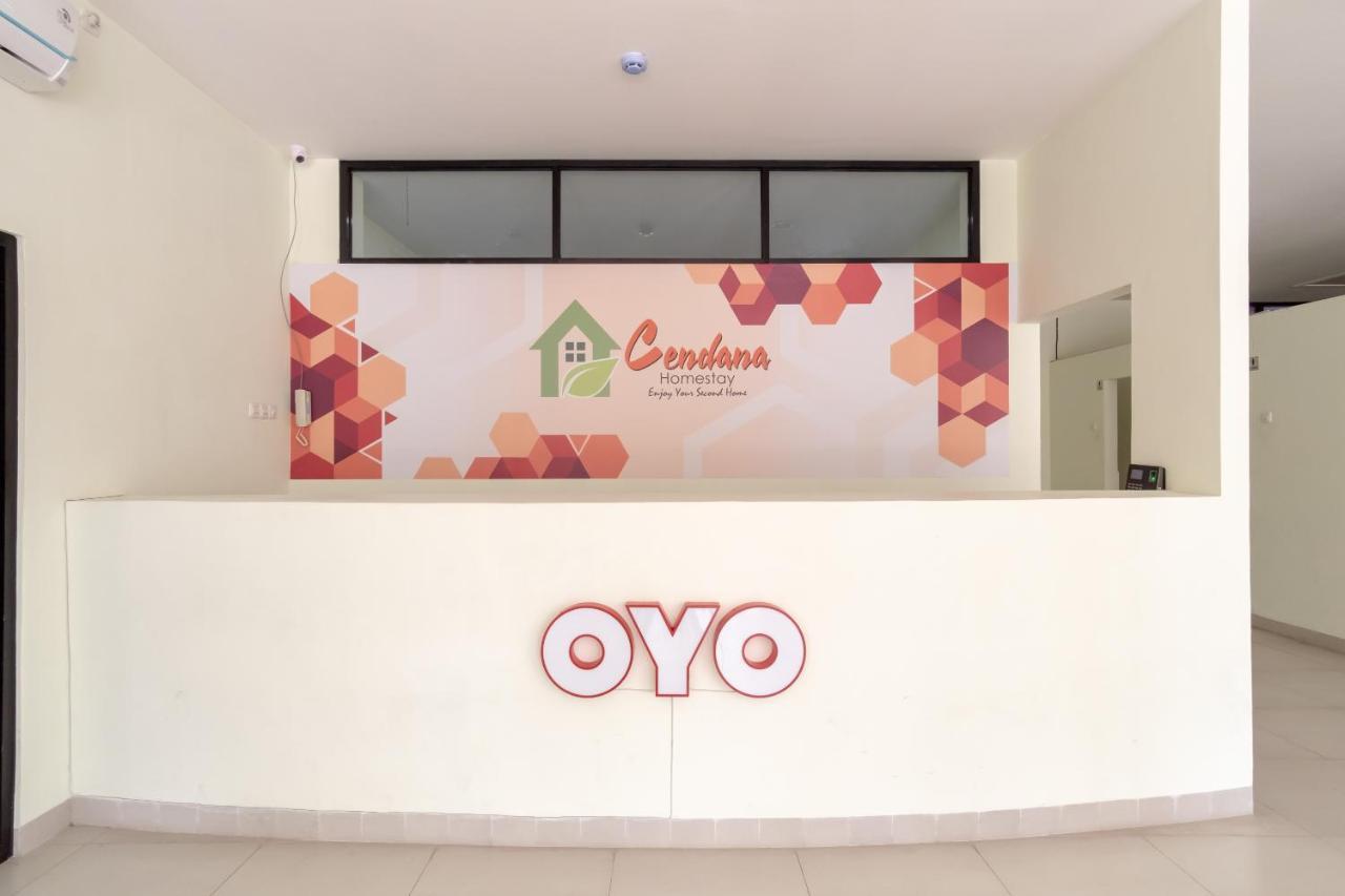 Oyo 1940 チェンダナ ホームステイ シャリア メダン エクステリア 写真
